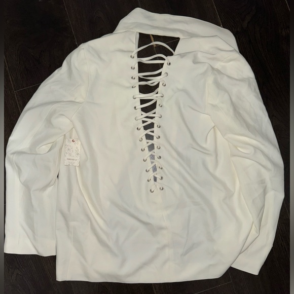 Brand new Forever 21 small fashion blazer - Picture 4 of 4